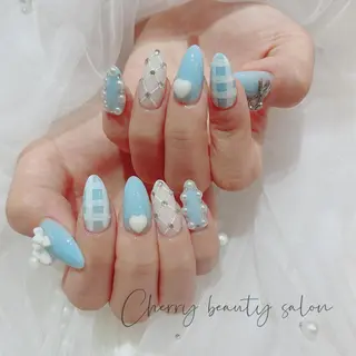 ネイル SAKURA 🍒のネイルデザイン