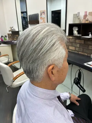 メンズ 平岡 万依のヘアスタイル