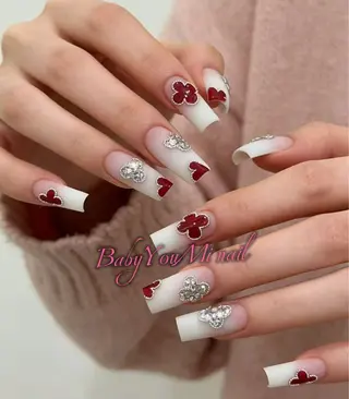 ネイル Oomiya 服部のネイルデザイン