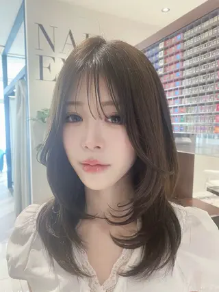 セミロング 中谷 明日香のヘアスタイル