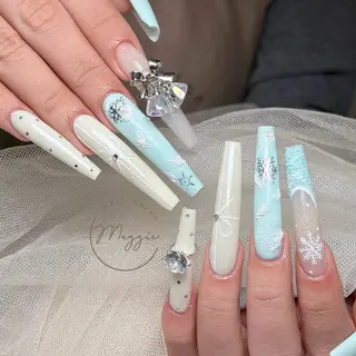 ネイル Maggie Nail🦩のネイルデザイン