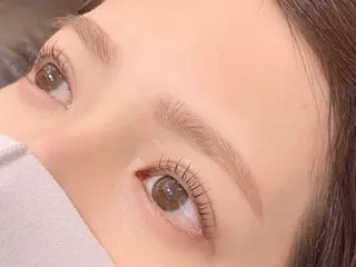 マツエク・マツパ Frillnature浦和店所属・フリルナチュール 浦和の眉毛・アイブロウイメージ