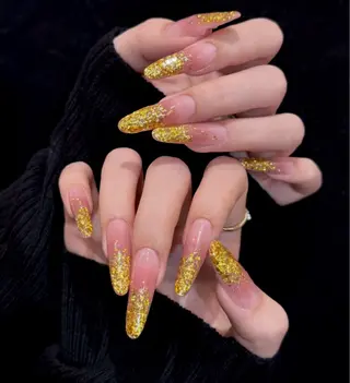 ネイル ETELUNA Nail 銀座店【パラジェル/フィルイン/チップスカルプ/マグネット/ニュアンス】所属・周 テイのネイルデザイン