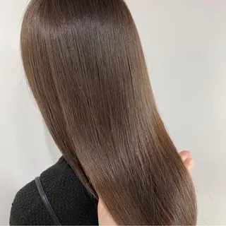 セミロング ayaka 髪質改善レイヤー艶髪のヘアスタイル