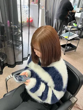 ミディアム カラー 本木下朋花/髪質 改善×ダブルカラーのヘアスタイル