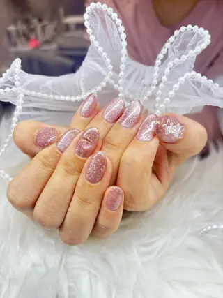 ショート GG houseのネイルデザイン