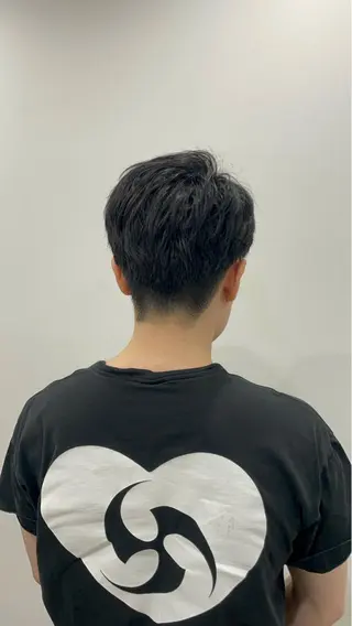 メンズ ニシザカ マナのヘアスタイル