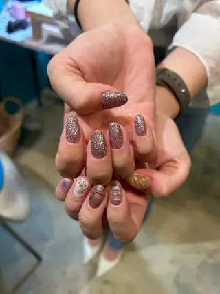 ネイル キラキラオメメ みずなのネイルデザイン