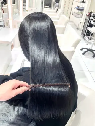 ロング カラー motel所属・雰囲気引き出す ✨大人レディのヘアスタイル