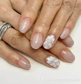 ネイル ネイルサロンNobilityNail所属・風口 麻由子のネイルデザイン