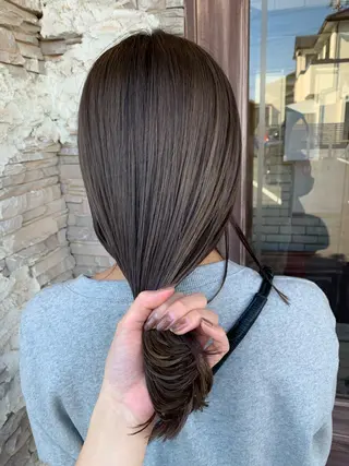 セミロング カラー こいけ ほのかのヘアスタイル