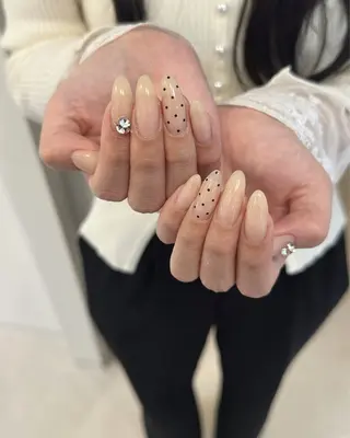 ネイル MIORA︎ マツエク×ネイルのネイルデザイン