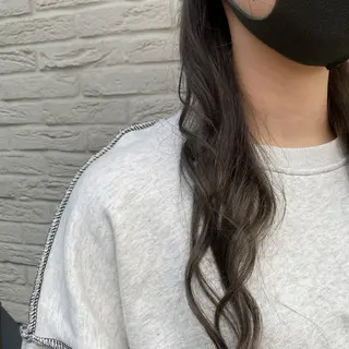 カラー ミモリ ユウタのヘアスタイル