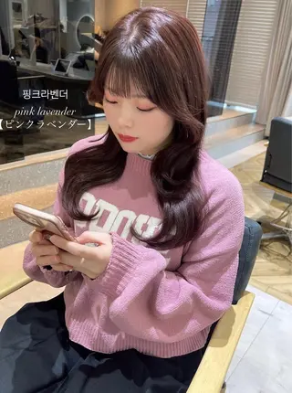 セミロング カラー 韓国🇰🇷レイヤー 映える顔周り🩷のヘアスタイル