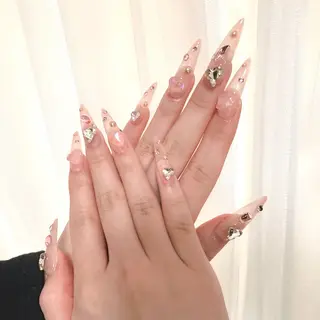 ネイル Lily nailのネイルデザイン