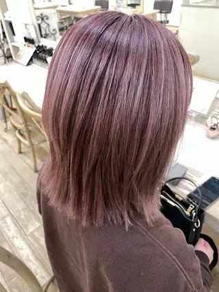 ミディアム 玉邑 美菜のヘアスタイル