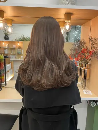 セミロング 髙橋 かすみのヘアスタイル