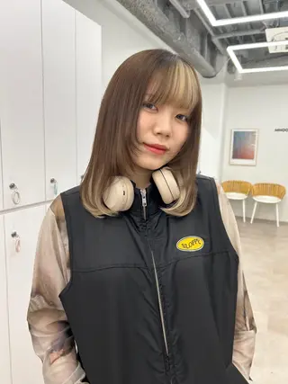 セミロング 👒透明感カラー yui👒のヘアスタイル