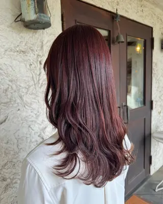 ロング 大橋 彩芽のヘアスタイル