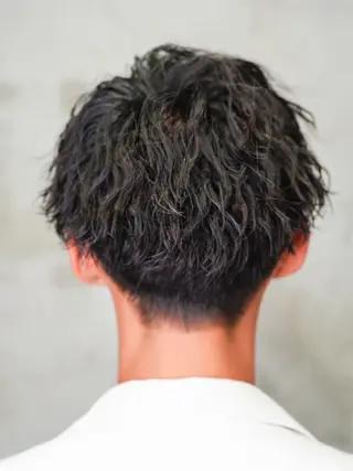 ミディアム ⭐️メンズ特化⭐️ パーマ　カラーのヘアスタイル