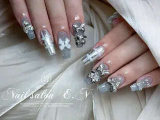 ネイル E.N🦋 長さ出し/持ち込みのネイルデザイン