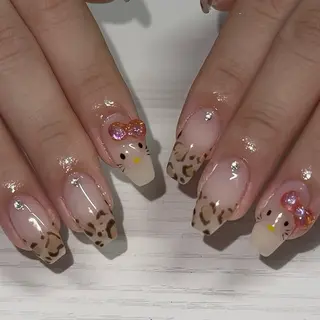 ネイル Sarina ⋆⭒˚ mavieのネイルデザイン