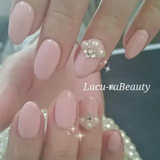 ネイル 小顔と腸の専門店 ラクーラビューティのエステ・リラクイメージ