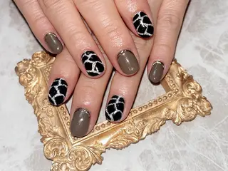 ネイル マジックミラー所属・マジック ミラーのネイルデザイン