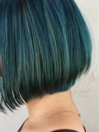 ショート カラー 佐々木 健太郎のヘアスタイル