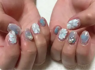 ネイル t. yoshizawaのネイルデザイン