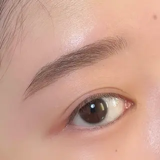 アイブロウ BeckyLash 広瀬のマツエク・マツパデザイン