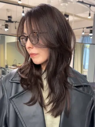 カラー 日下 知七里のヘアスタイル