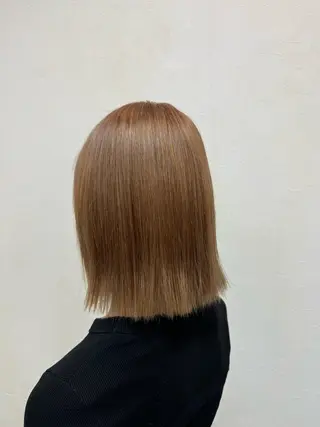 ミディアム カラー 亀田 未有のヘアスタイル