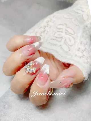 ネイル Jewels nail lily 白楽所属・ネイルサロン Jewels Mのネイルデザイン