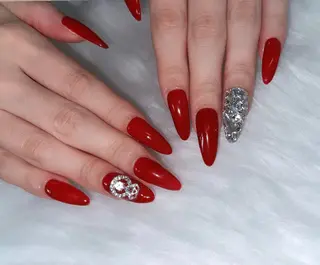 ネイル 高草木 桃香のネイルデザイン