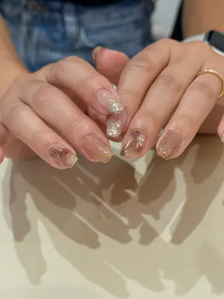 ネイル Lumos nails&eyelashes桜川店所属・Lumos hirocoのネイルデザイン