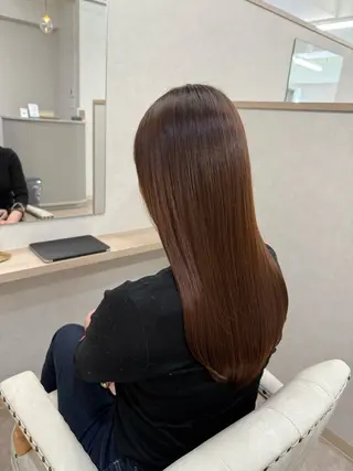 ロング 炭屋 波音のヘアスタイル