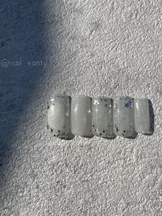 ネイル Nailsalon Santy.のネイルデザイン