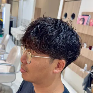 パーマ メンズ 🎈艶カラー🎈 パーマ🎈又吉のヘアスタイル