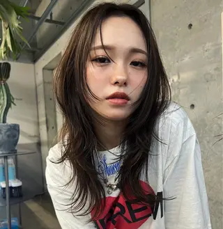 セミロング カラー ハッシュカット カシマハヤトのヘアスタイル