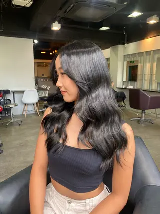 ロング カラー オリーブベージュ 🫒🩶Rianaのヘアスタイル