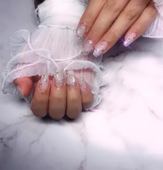 ネイル ちゅるんネイル🪄 耳ツボジュエリー🔗のネイルデザイン