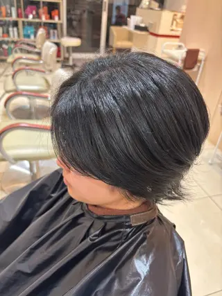 ショート カラー メンズ 清 亜由佳のヘアスタイル
