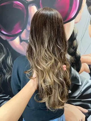 ミディアム カラー パーマ ヘアアレンジ メンズ キッズ ネイル マツエク・マツパ アイブロウ times salon名駅所属・久木原 ゆりのヘアスタイル