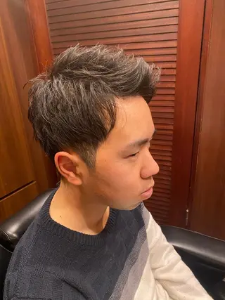 メンズ プレミアムバーバーヒロ銀座所属・成田 知佳のヘアスタイル