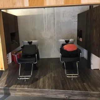 リボンズ 高嶋のヘアスタイル