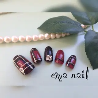 ネイル Roger 舞のネイルデザイン