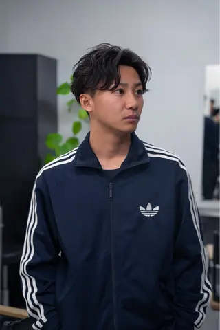 ミディアム キッズ ハイトーン/縮毛 矯正/いぶきのヘアスタイル