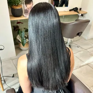 セミロング カラー ブリーチなし/レイヤ ー特化🌈Tommyのヘアスタイル