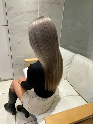 ロング カラー 松本 萌香のヘアスタイル